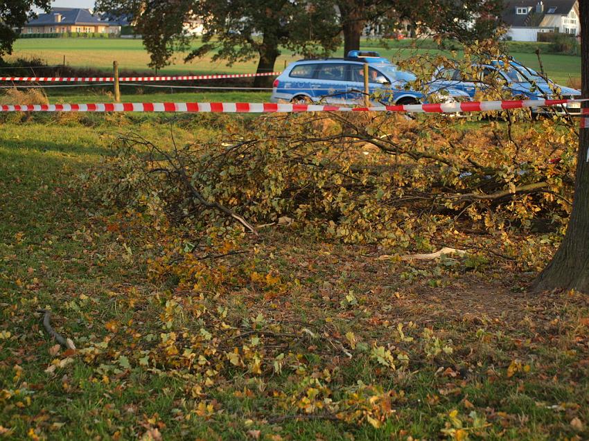 Kleinflugzeug abgestuerzt Sankt Augustin Meindorf P247.JPG